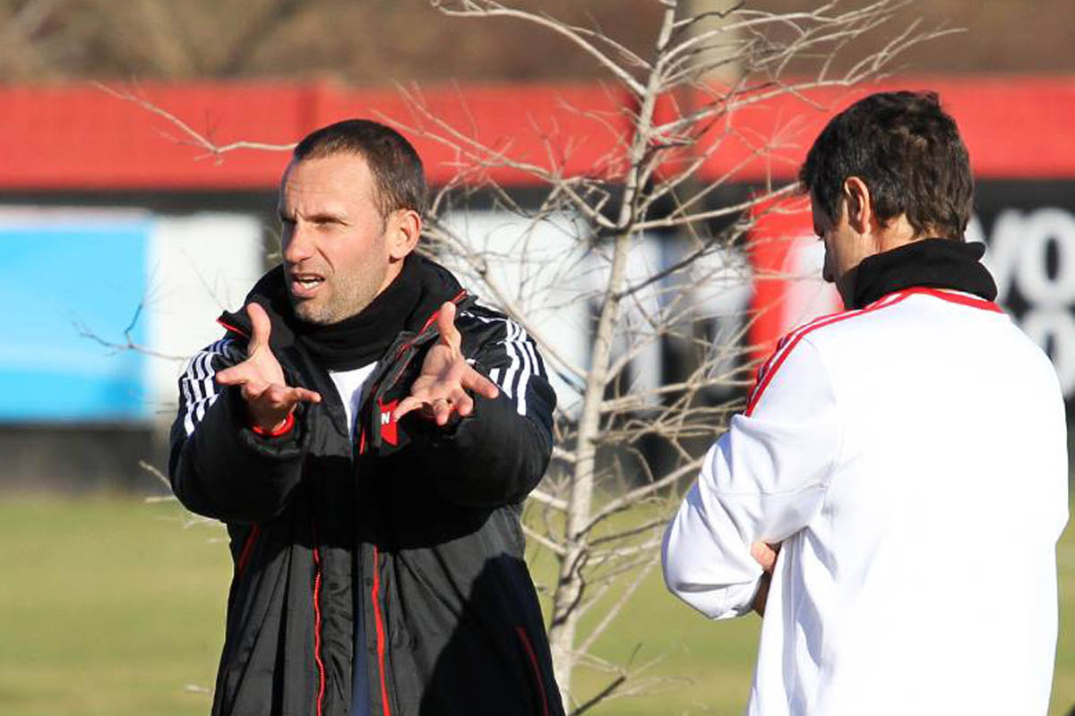 «Tengo un plantel que está logrando cosas muy positivas»