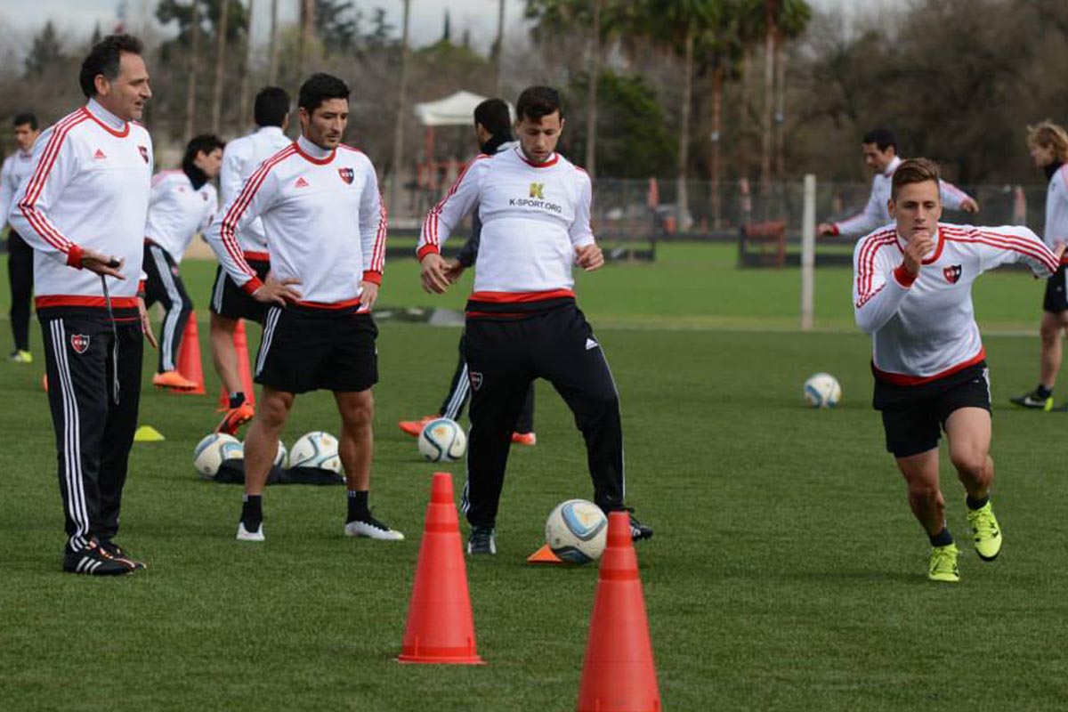 Bernardi no tocaría mucho para jugar con Temperley