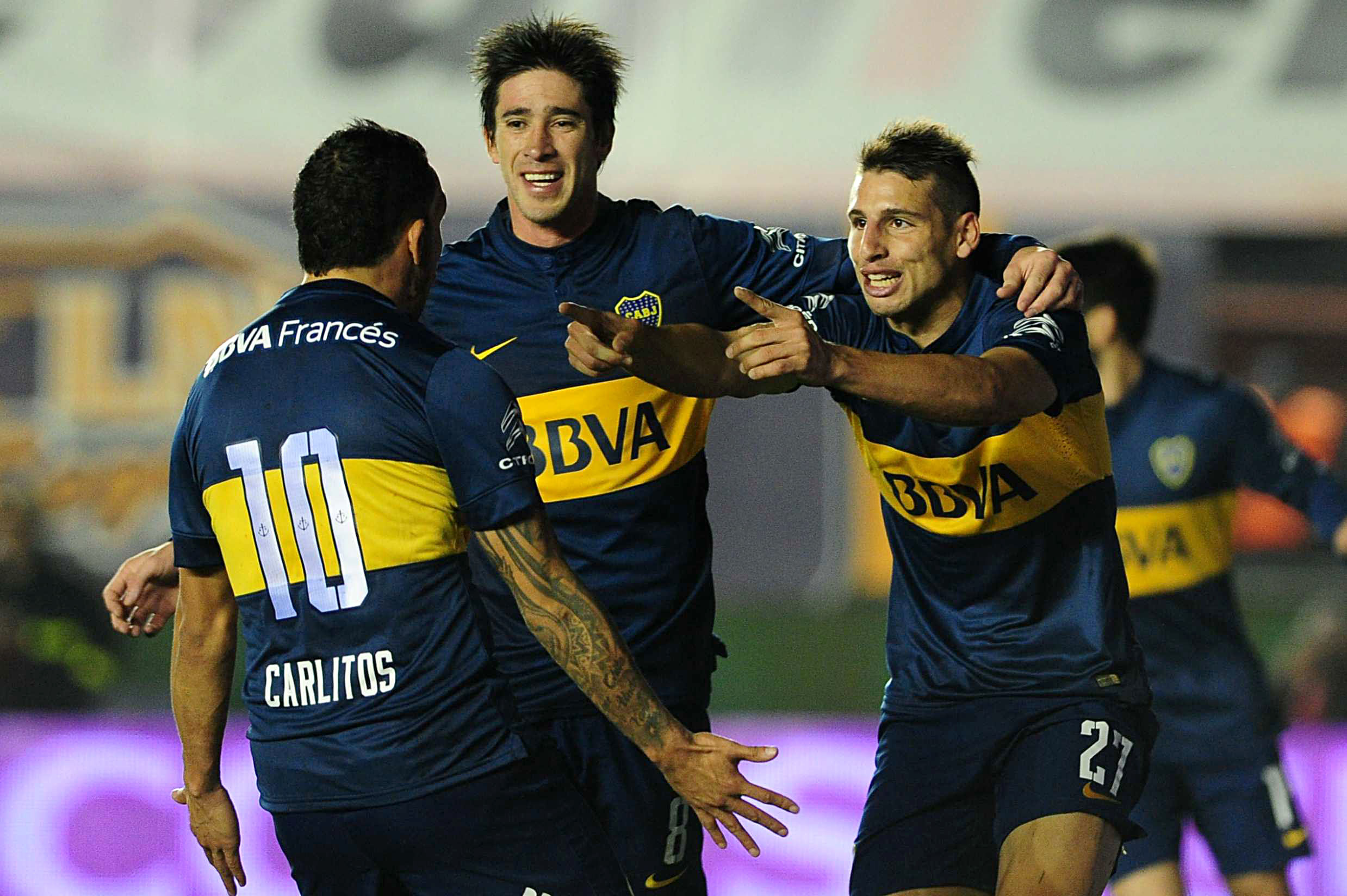 Boca volvió al triunfo y se mantiene en el liderazgo
