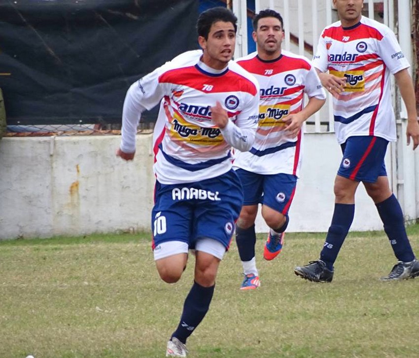 Primera C: Central Córdoba se enfrenta a Sacachispas