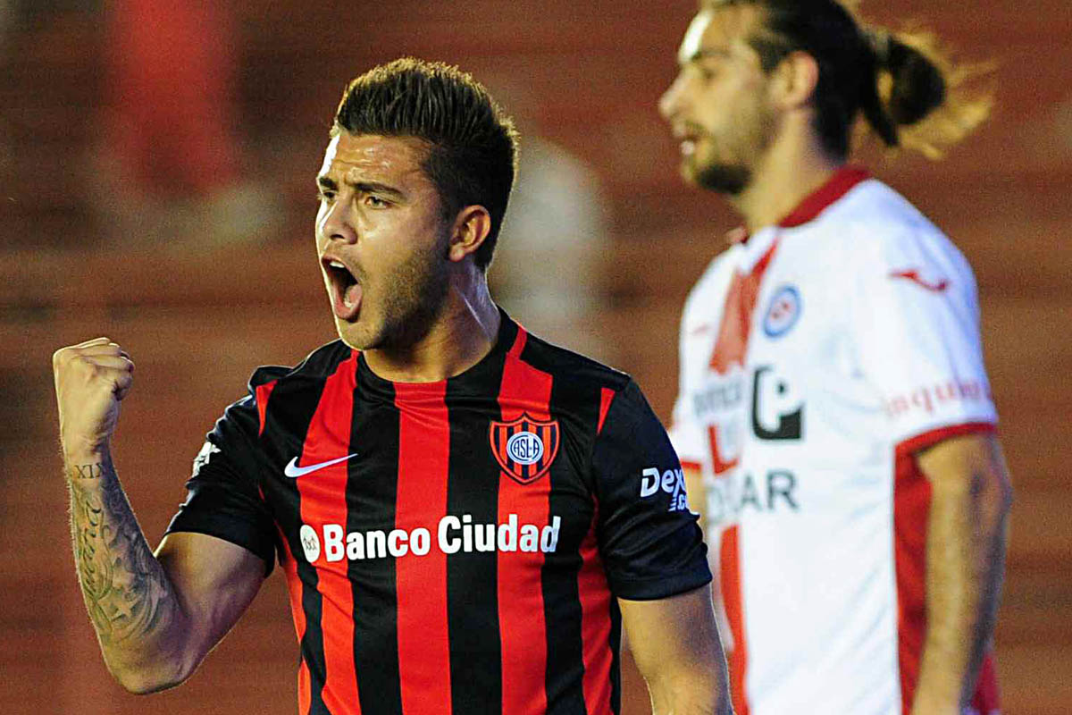 San Lorenzo ganó con lo justo y es único puntero