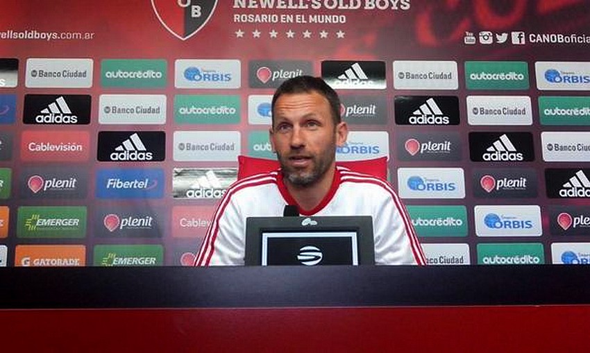 Newell’s: Bernardi confirmó a Maxi como volante interno