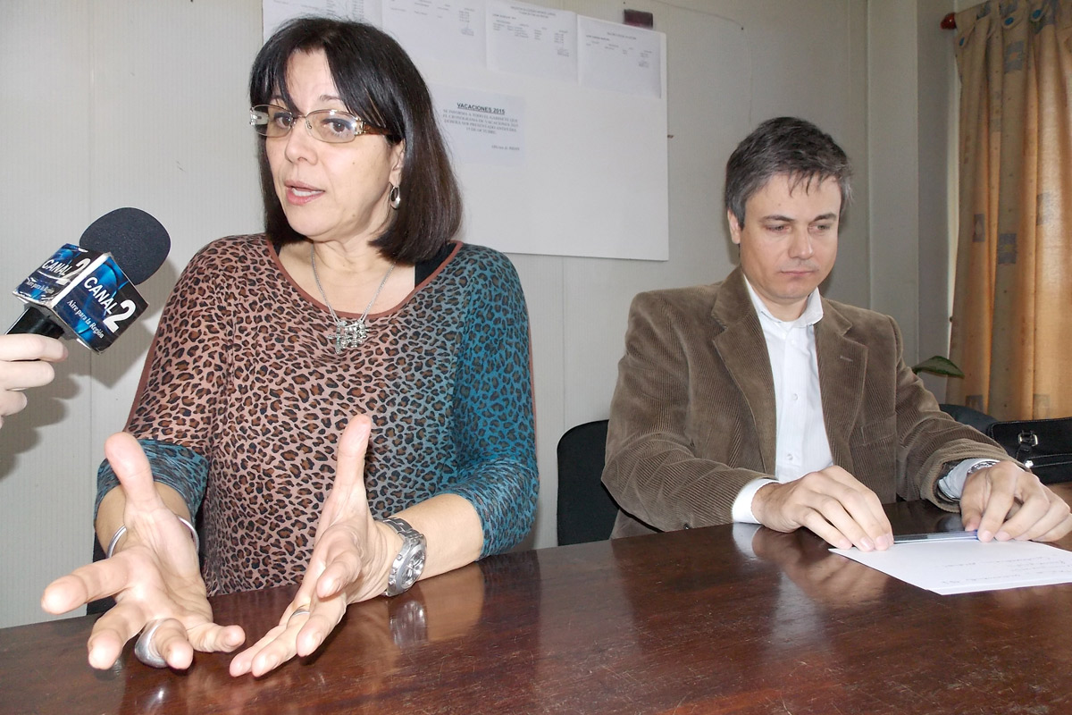 “Opositores me estigmatizan por ser mujer y radical”