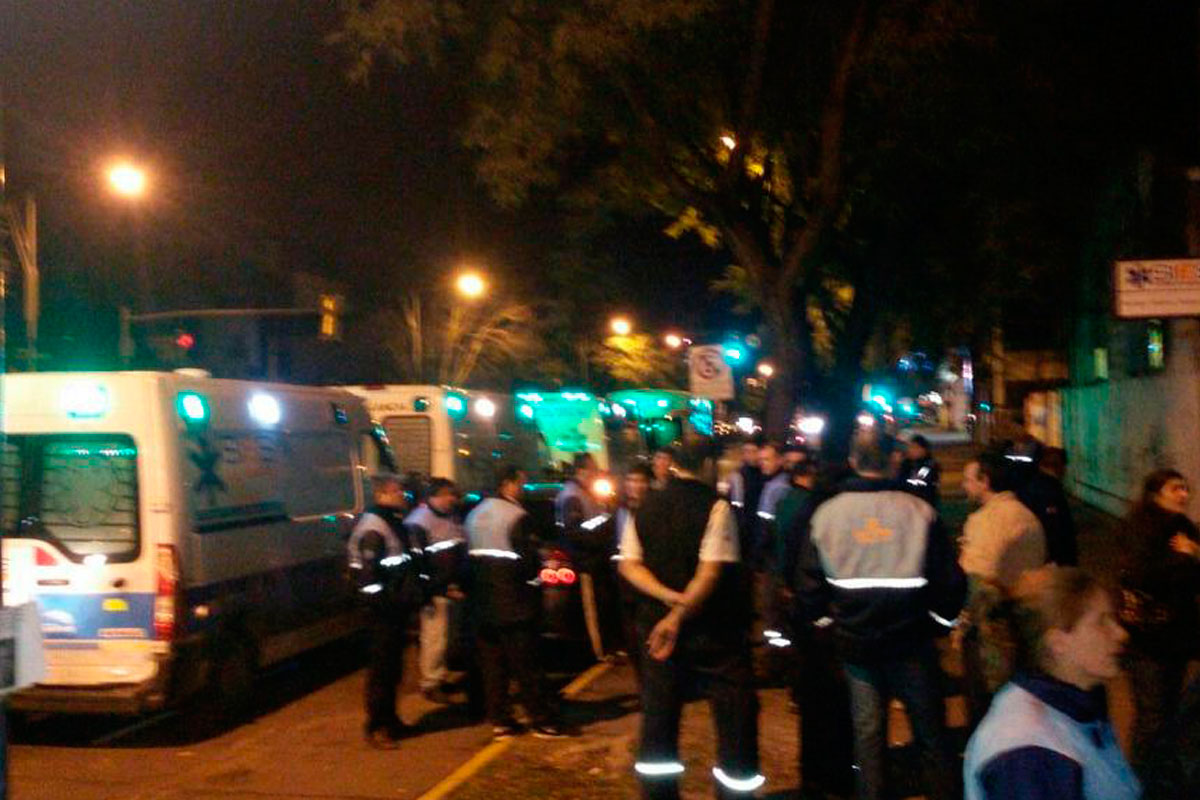 Ambulancias del Sies salen a la calle con custodia policial