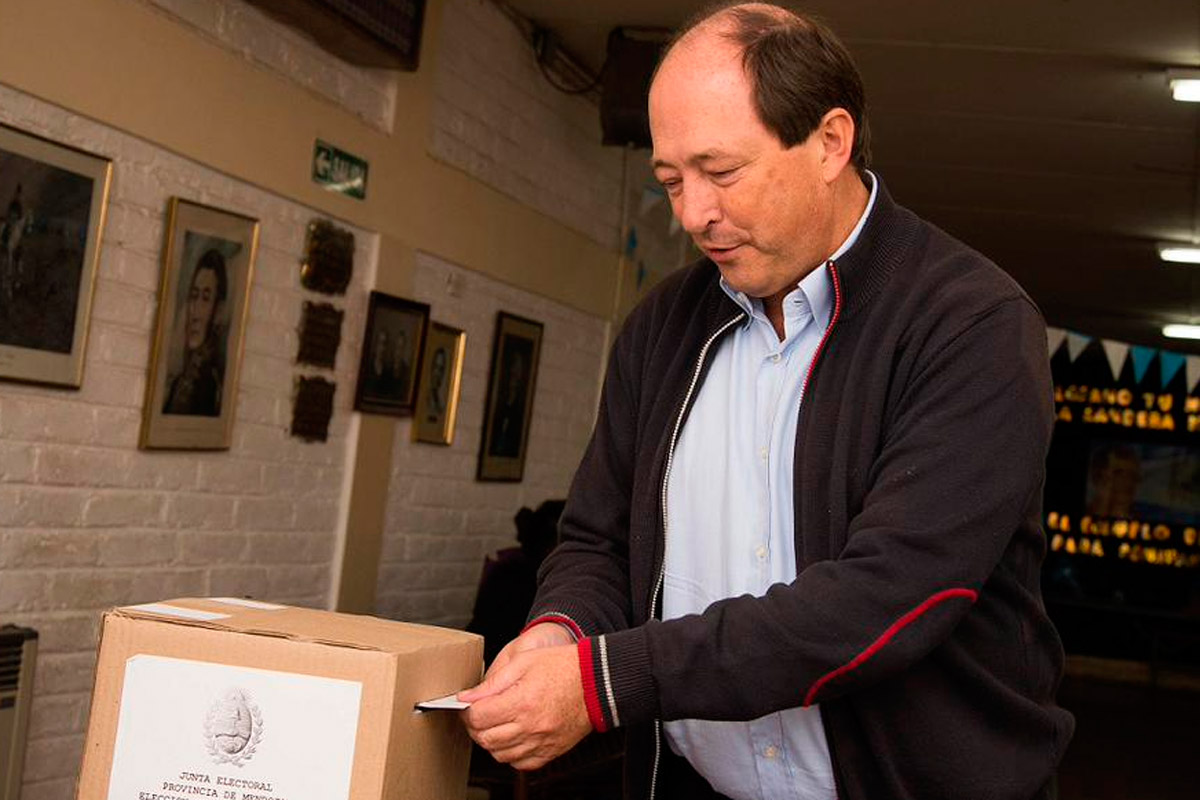 Sanz: «El voto nos hace libres»