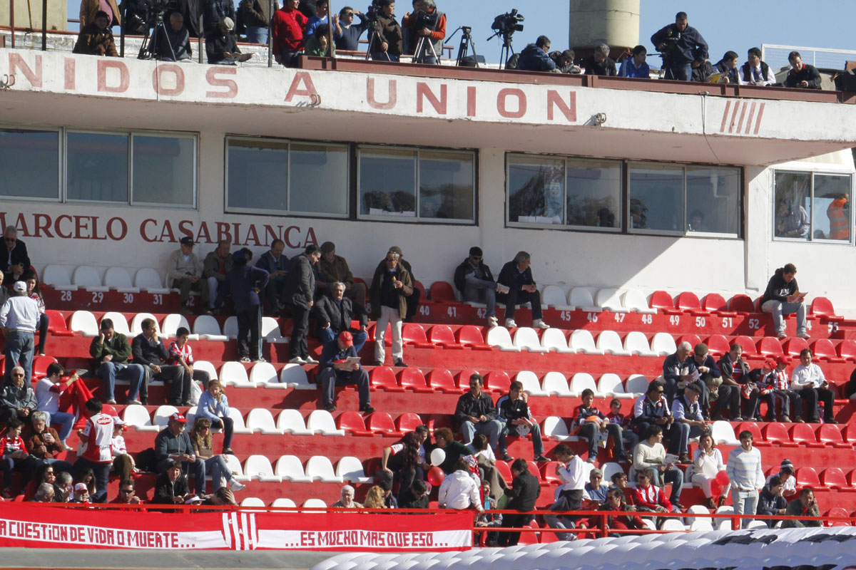 Agredieron a periodistas por relatar el gol de Central