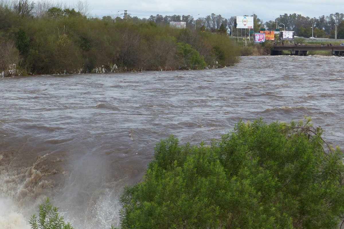 El Saladillo baja el caudal de agua y hay más tranquilidad
