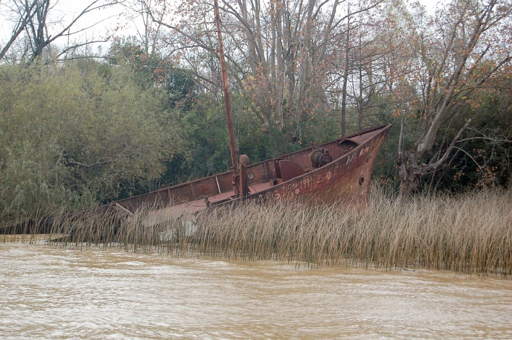 barco encallado