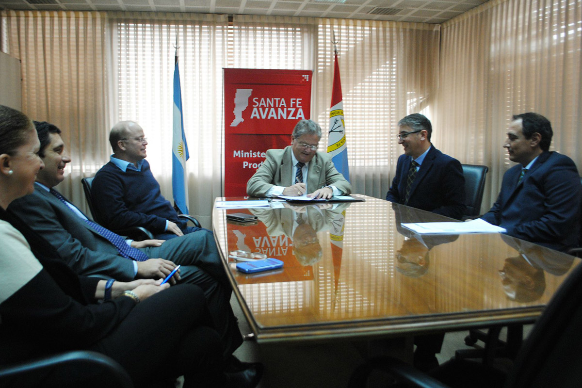 El gobierno de Santa Fe ofrece fondos a productores