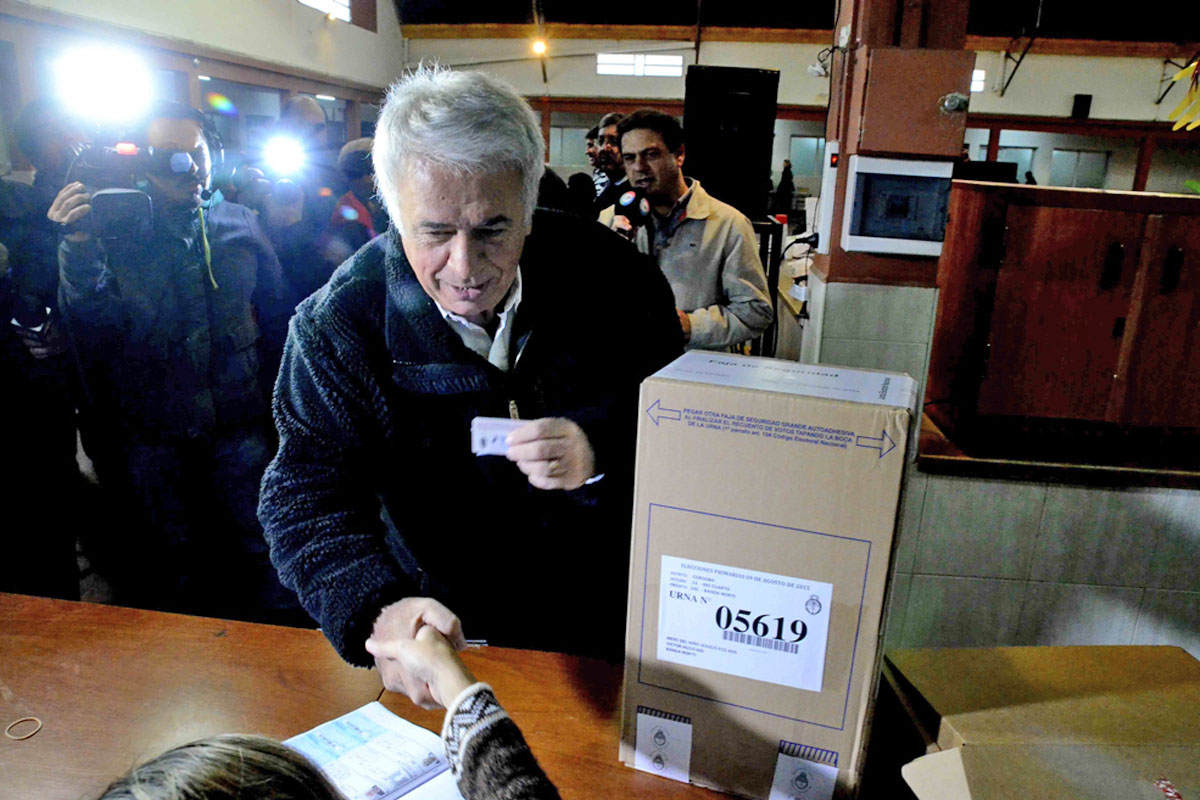 De la Sota pidió el voto electrónico para todo el país
