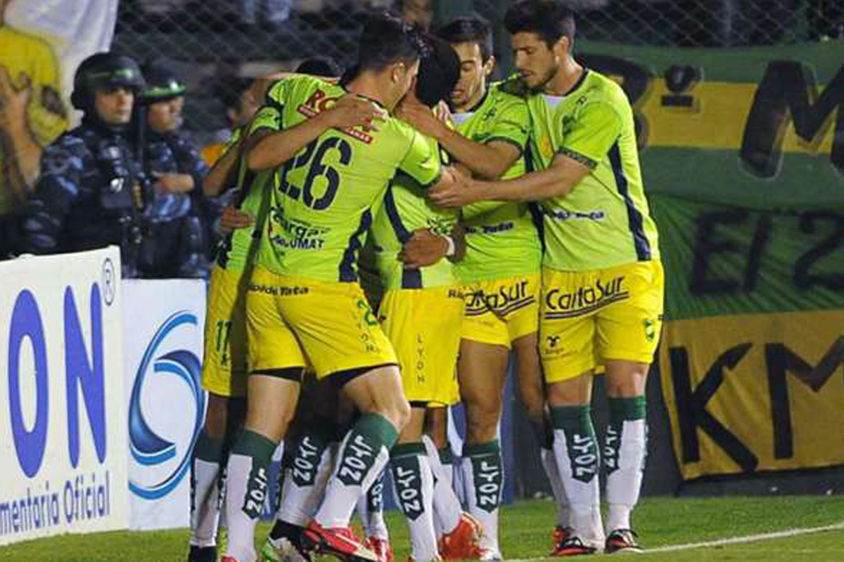 La fecha 24 comienza con Defensa frente a Arsenal
