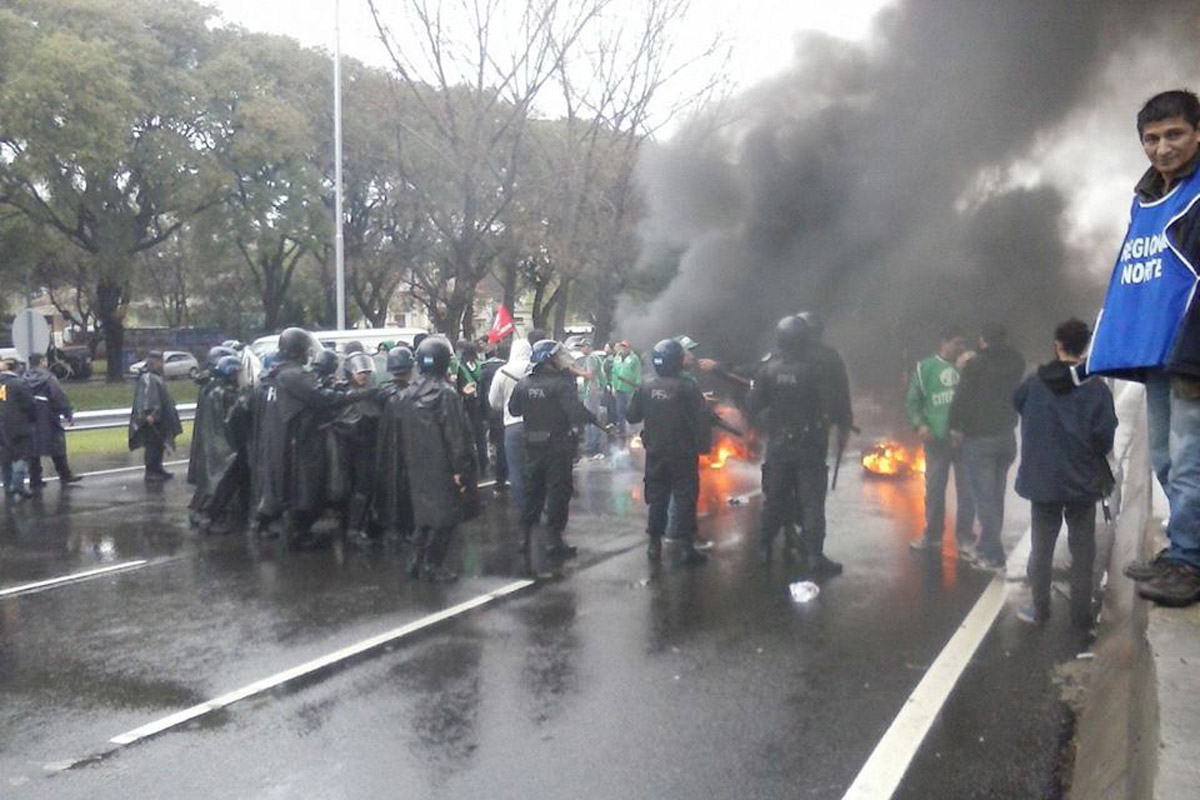 La CTA repudió represión y movilizará hoy a Industria