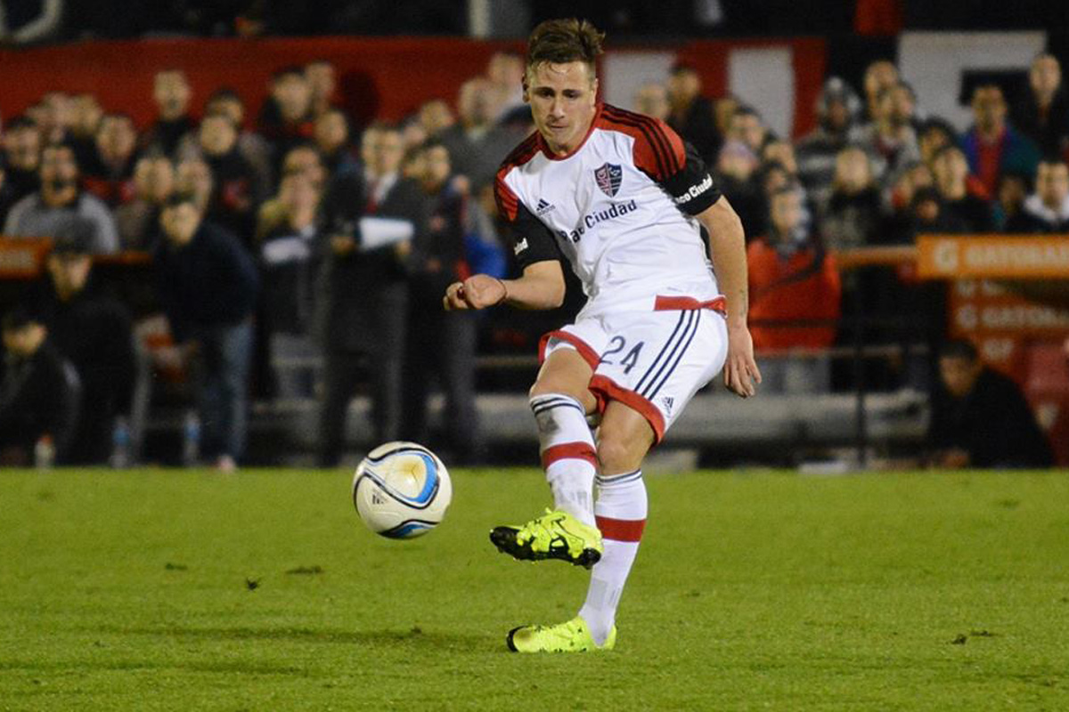 Newell’s cayó 1-0 con Colón y agudizó una crisis sin fin