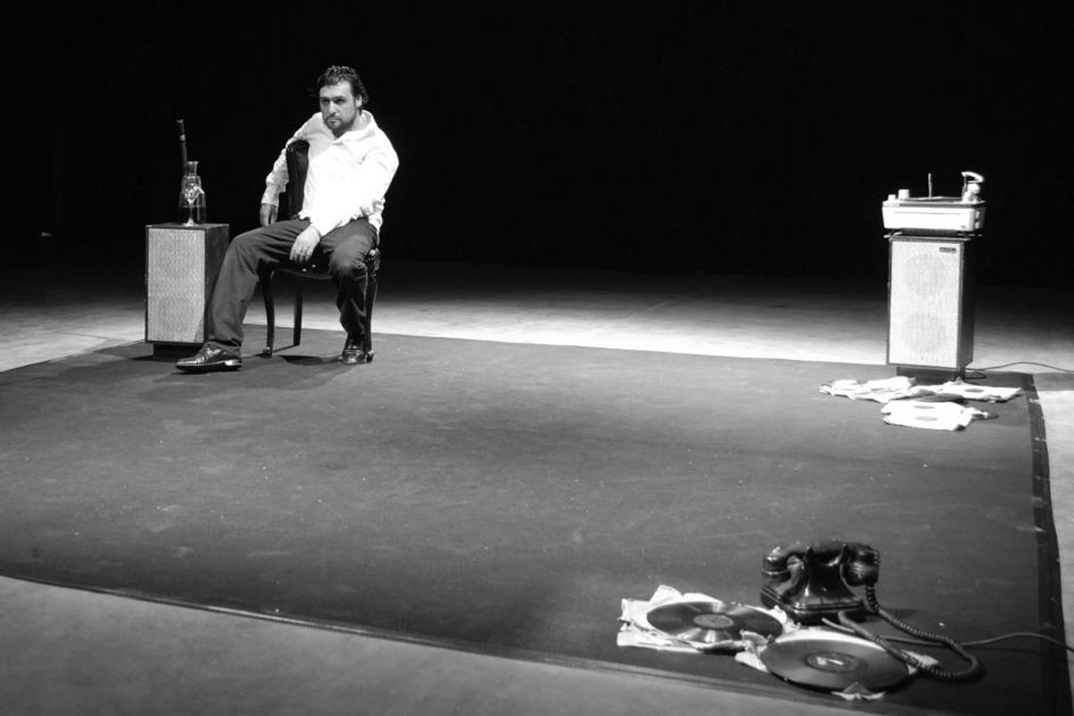 Mucho teatro con  “W! – Noche Edipo” en AEC