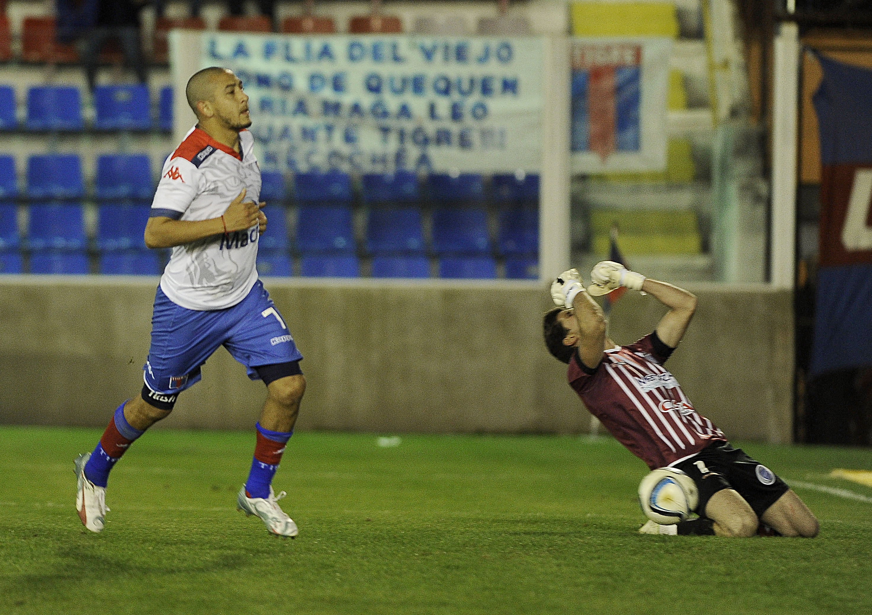 Tigre venció a Godoy Cruz, en los minutos finales