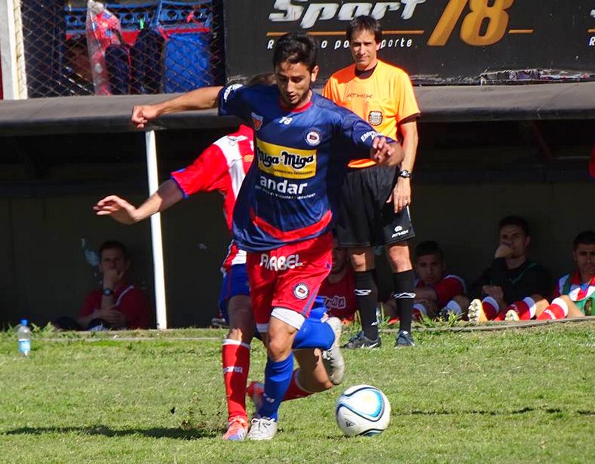 Central Córdoba juega un partido pendiente crucial