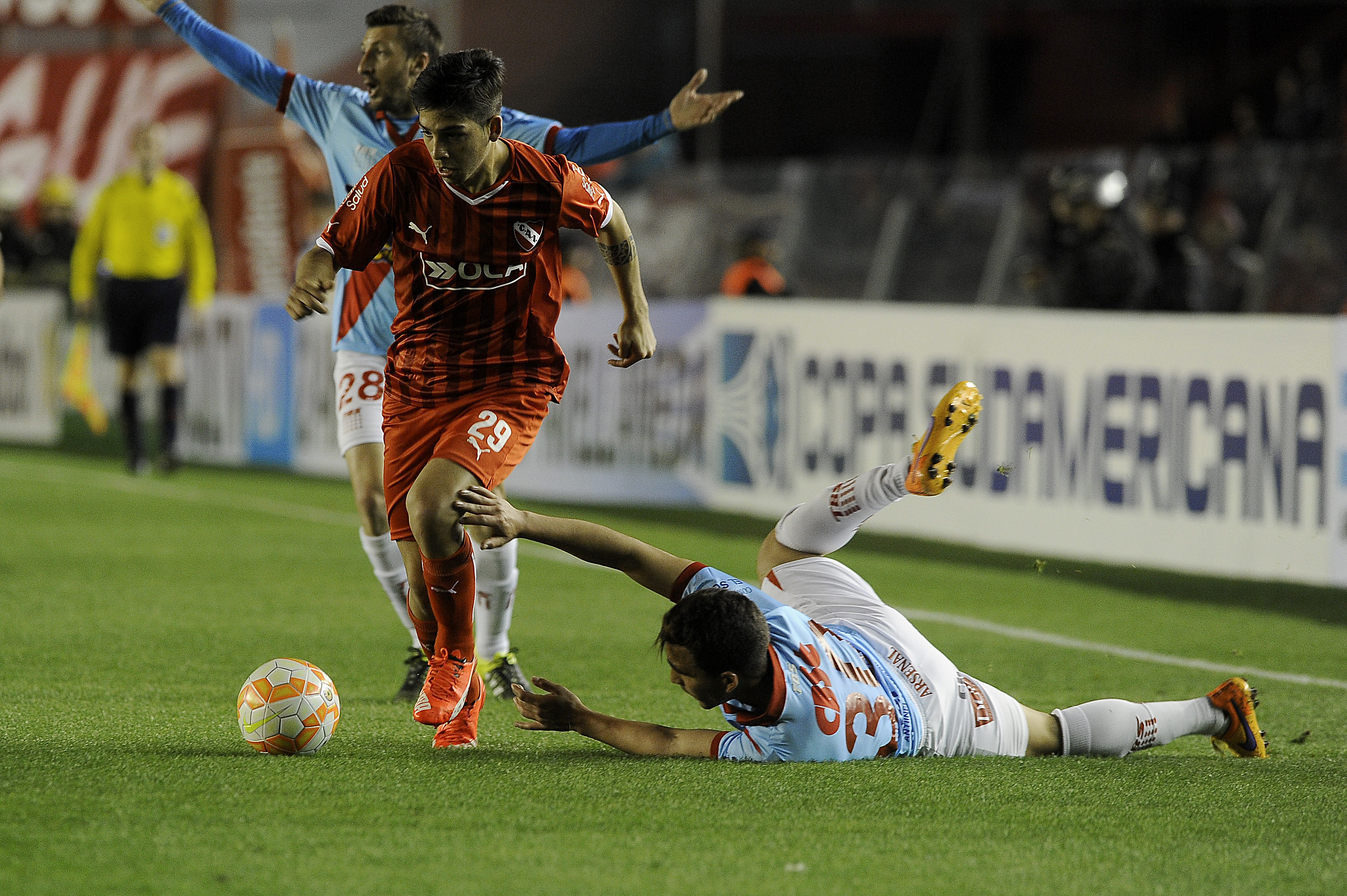 Independiente triunfó y avanzó en la copa
