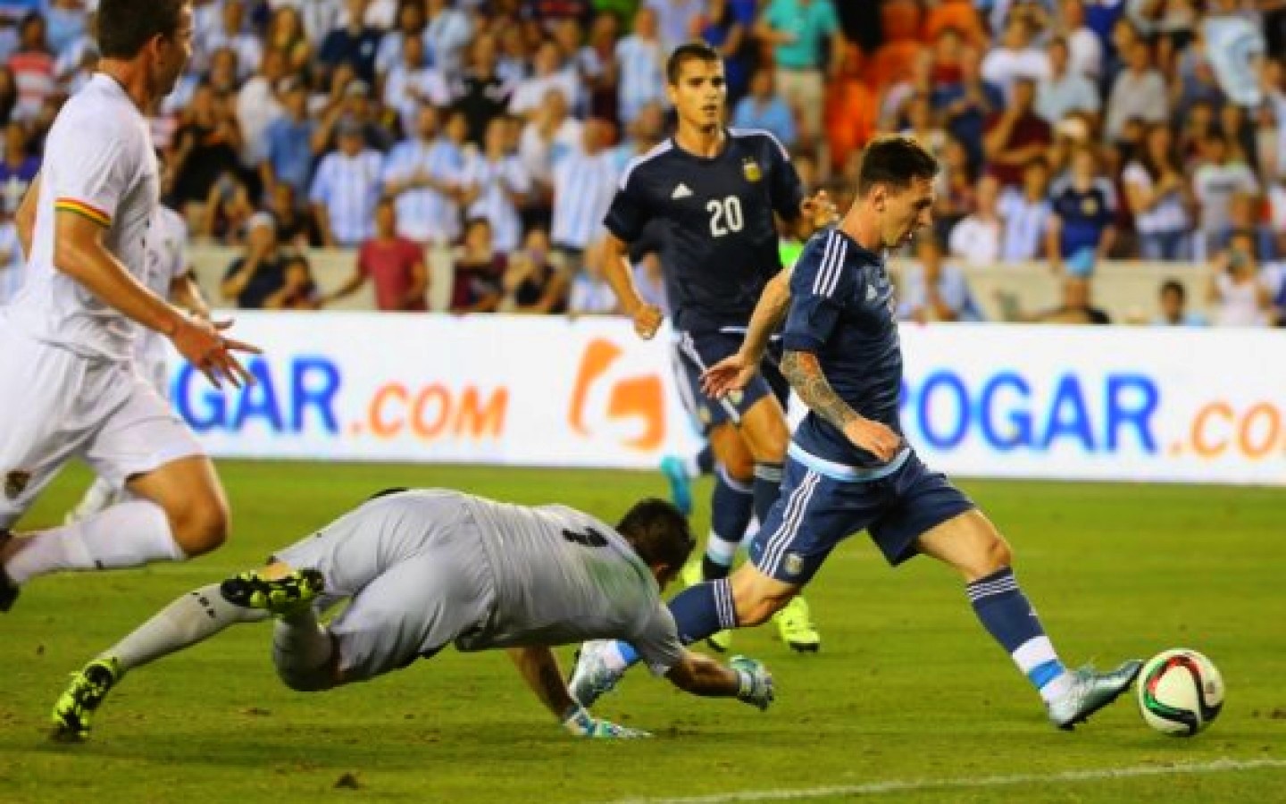 Argentina enfrenta a México pensando en las Eliminatorias