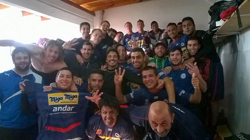 Central Córdoba ganó y es puntero de la Primera C