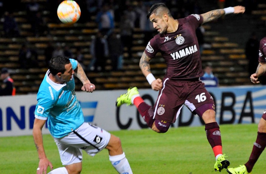 Lanús recibe a Defensor con la misión de ganar