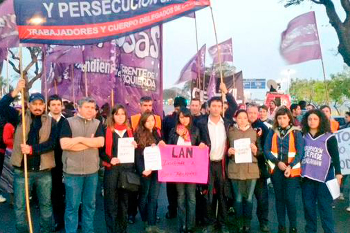 Trabajadores protestan por persecución gremial en LAM