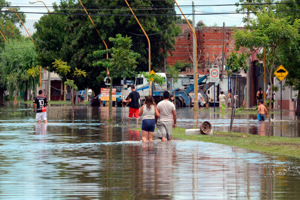 Llegarían más subsidios para inundados de Santa Fe