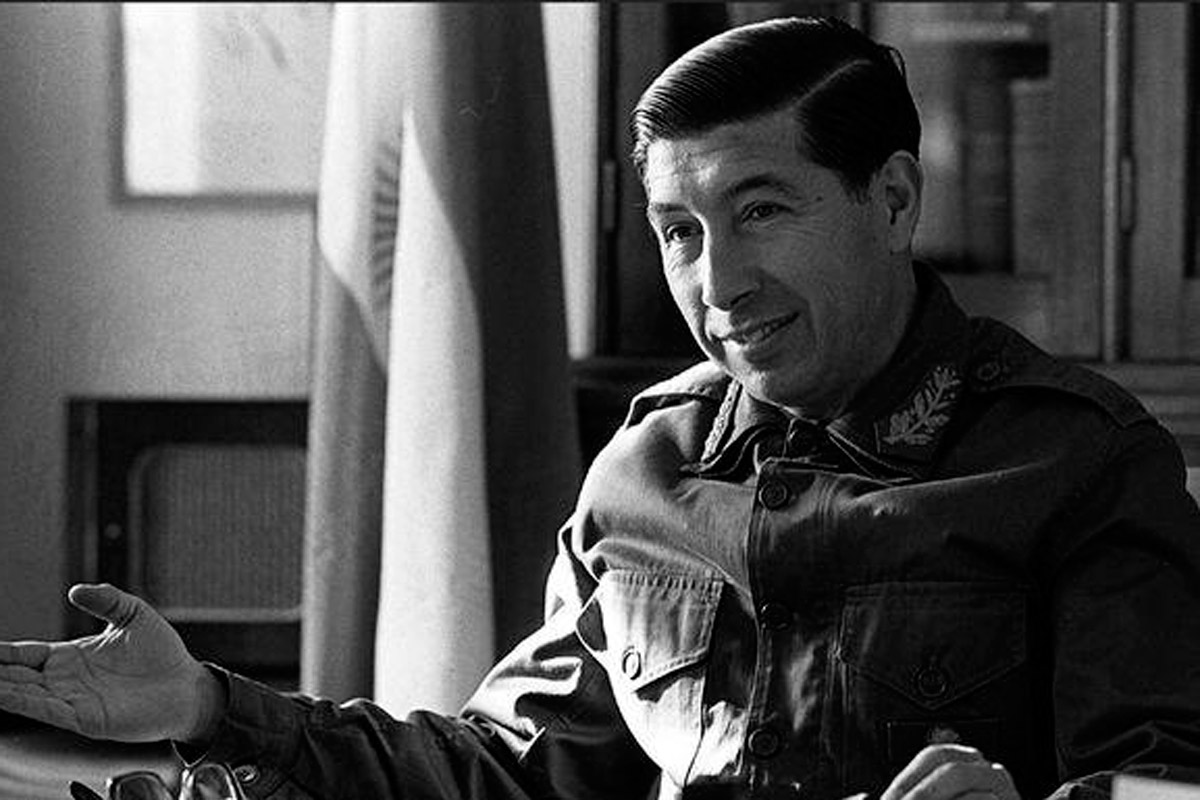 Murió el ex gobernador militar  de Malvinas, Mario Menéndez