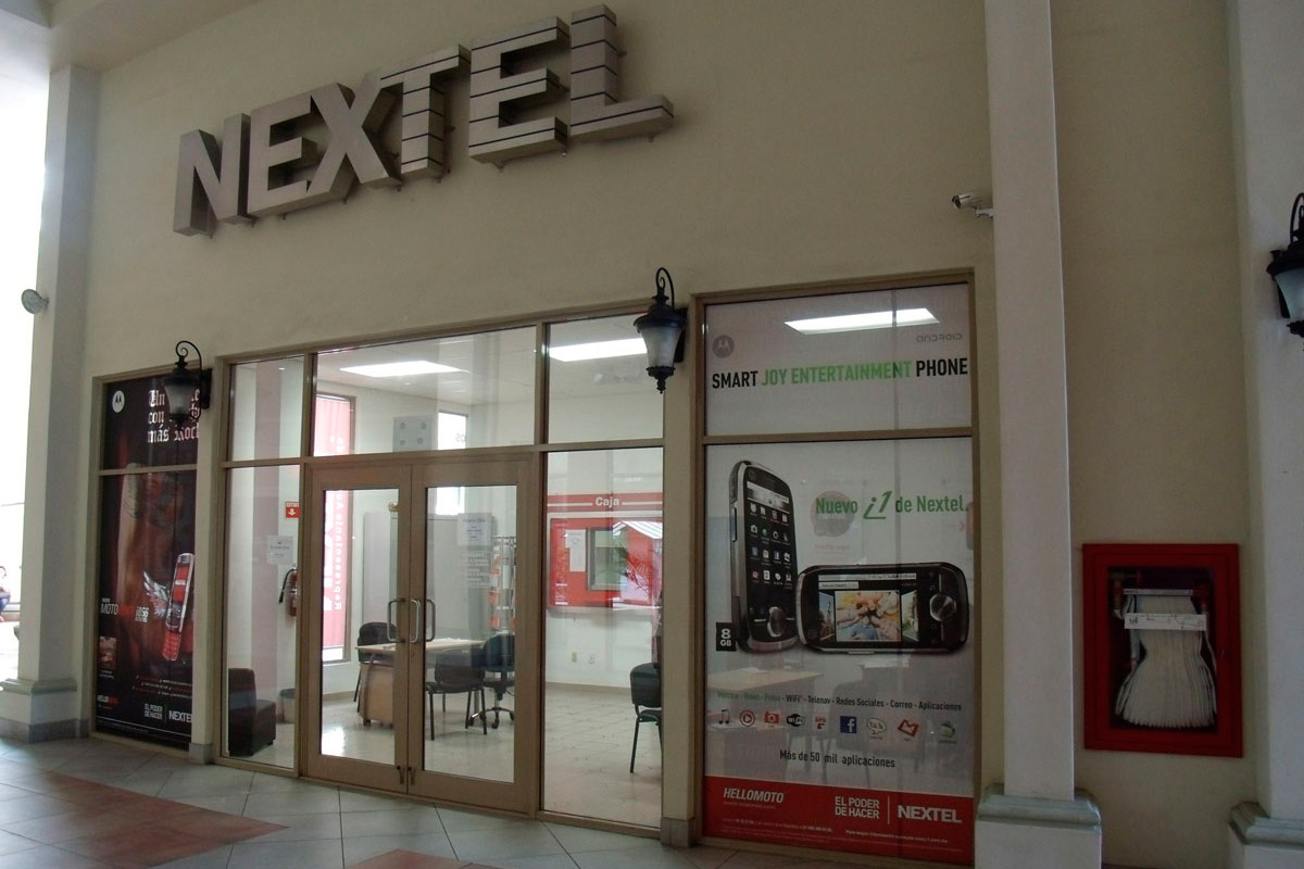 Es contraria a la ley la compra del 49% de Nextel por Clarín