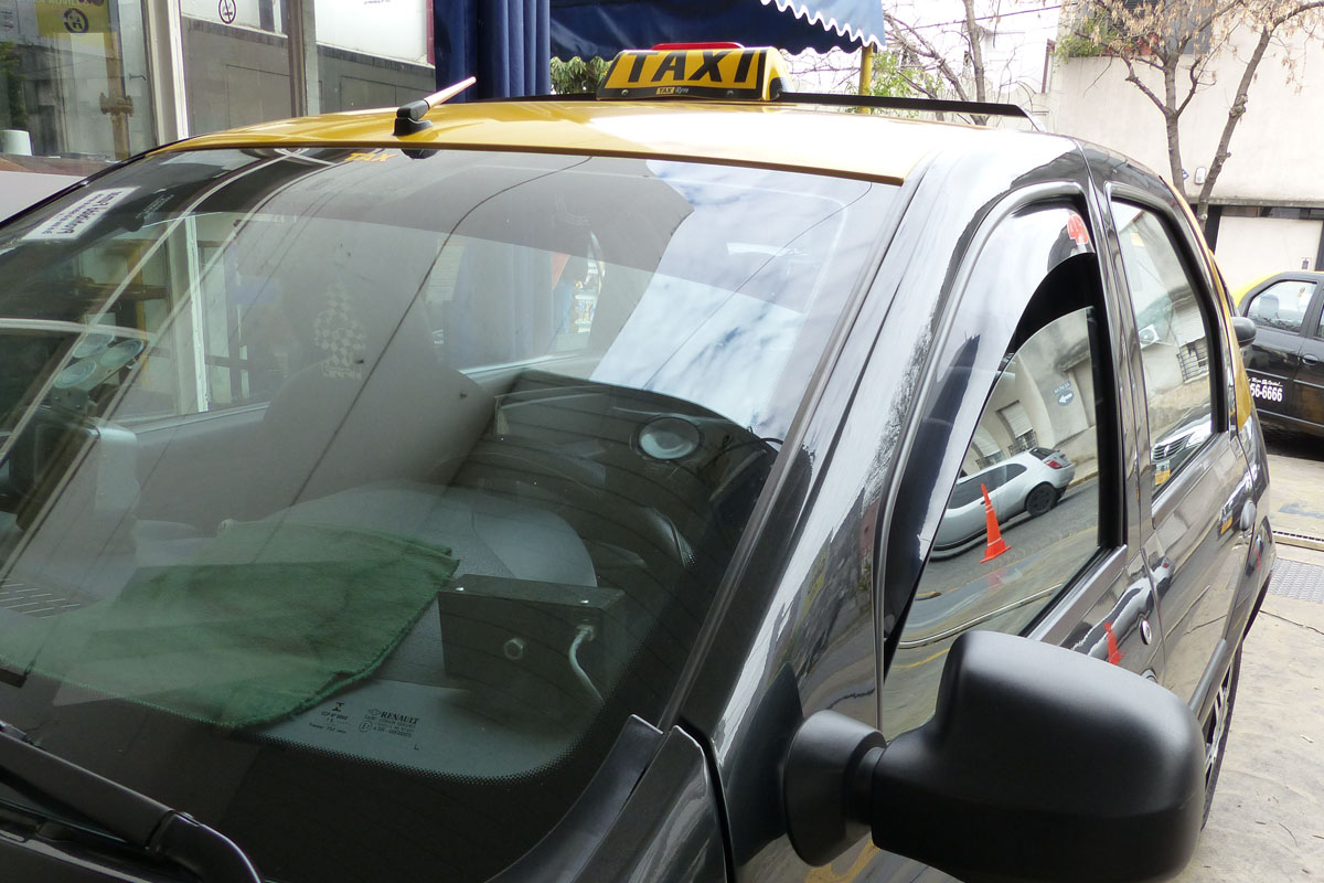 Taxista baleado cuando intentó escapar de un robo