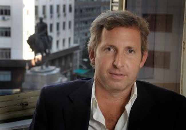 «No existe otro gobierno en el mundo que haya devaluado el 300%»