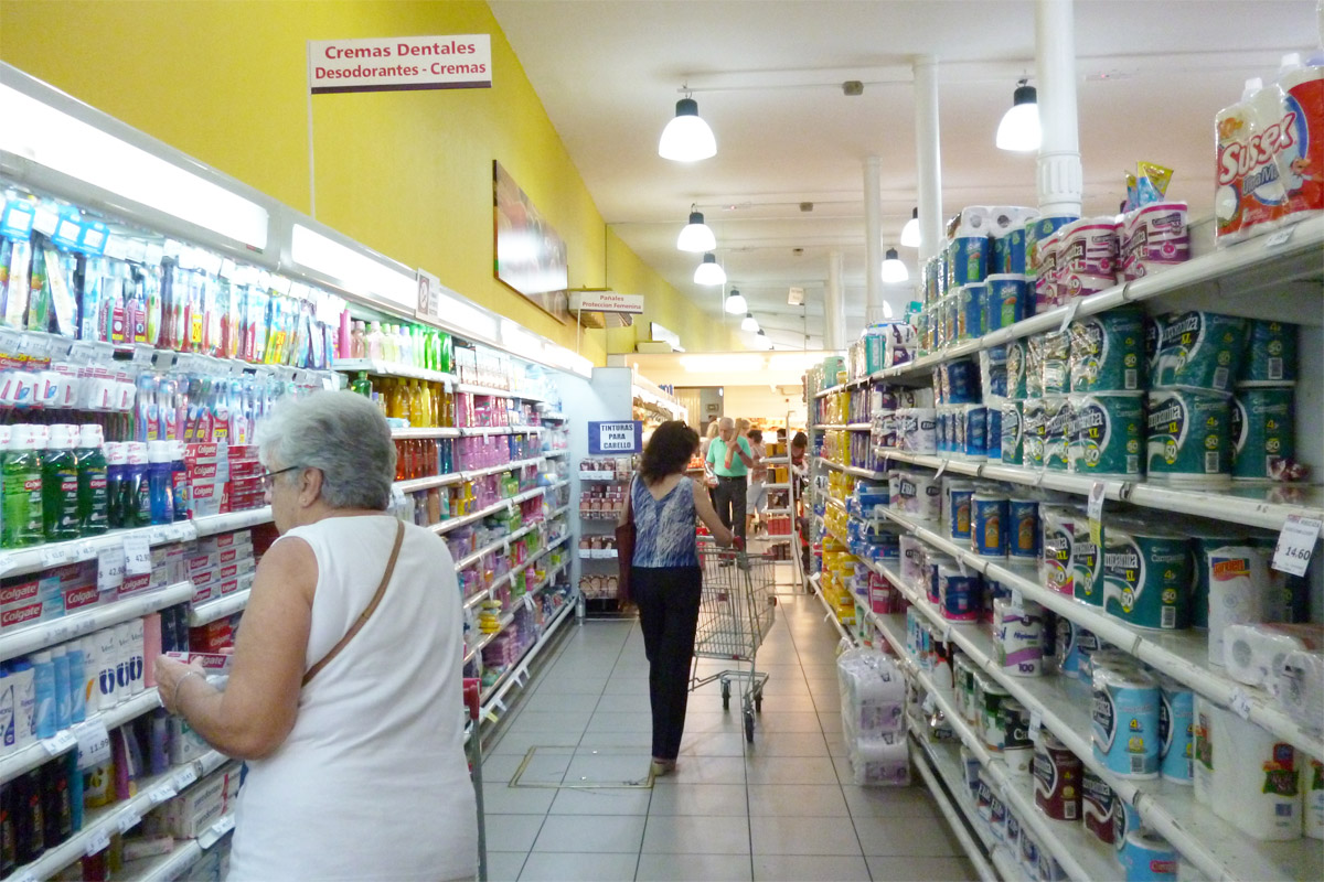 Las ventas minoristas subieron 2,4% en septiembre