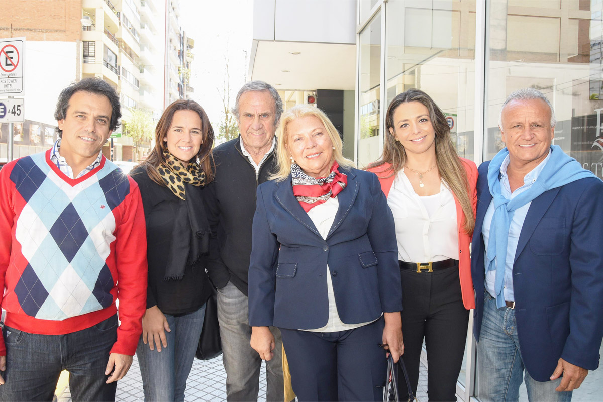 Elisa Carrió estuvo en Rosario y criticó duramente a Massa