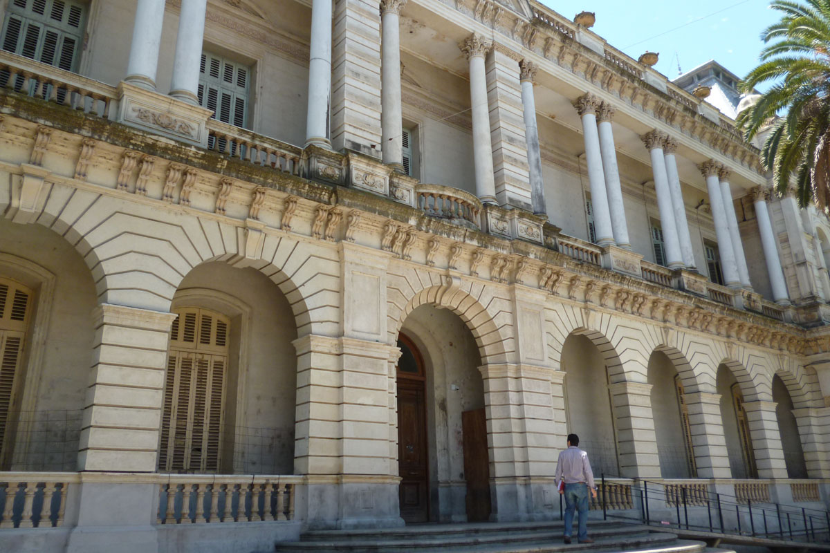Los candidatos al Parlasur debatirán en Derecho