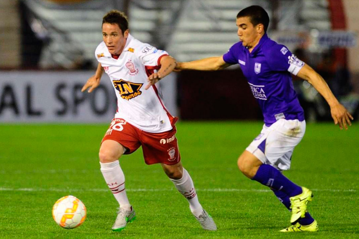 Huracán, en busca de las semis, visita a Defensor