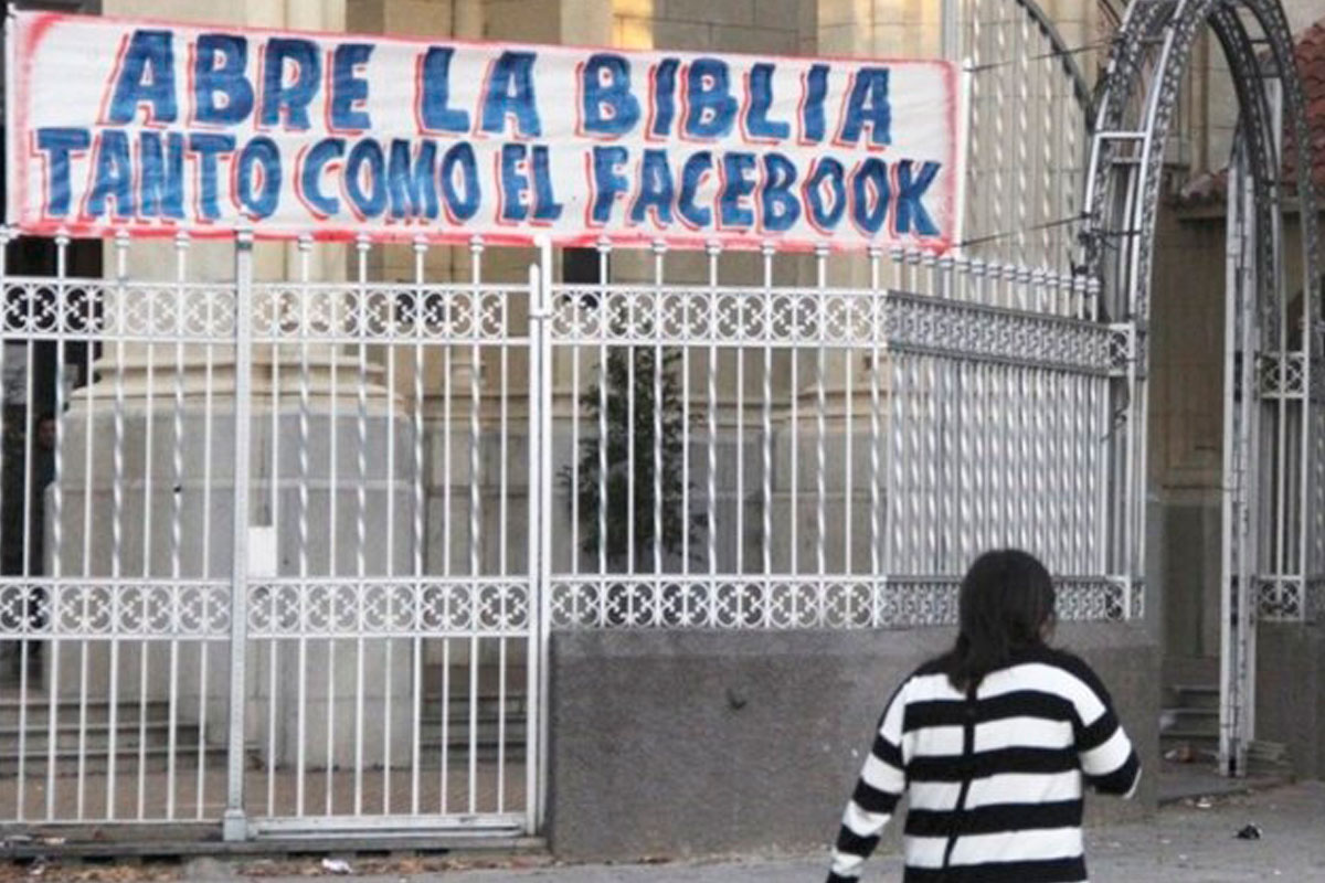 Asaltaron en Alberdi a la iglesia de los «pasacalles»