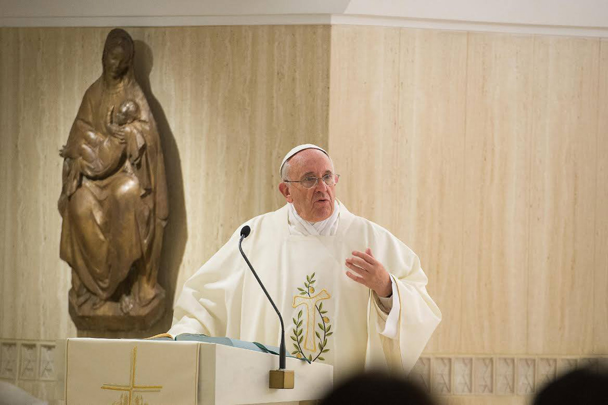 “El dinero hace de la religión una agencia de seguros”