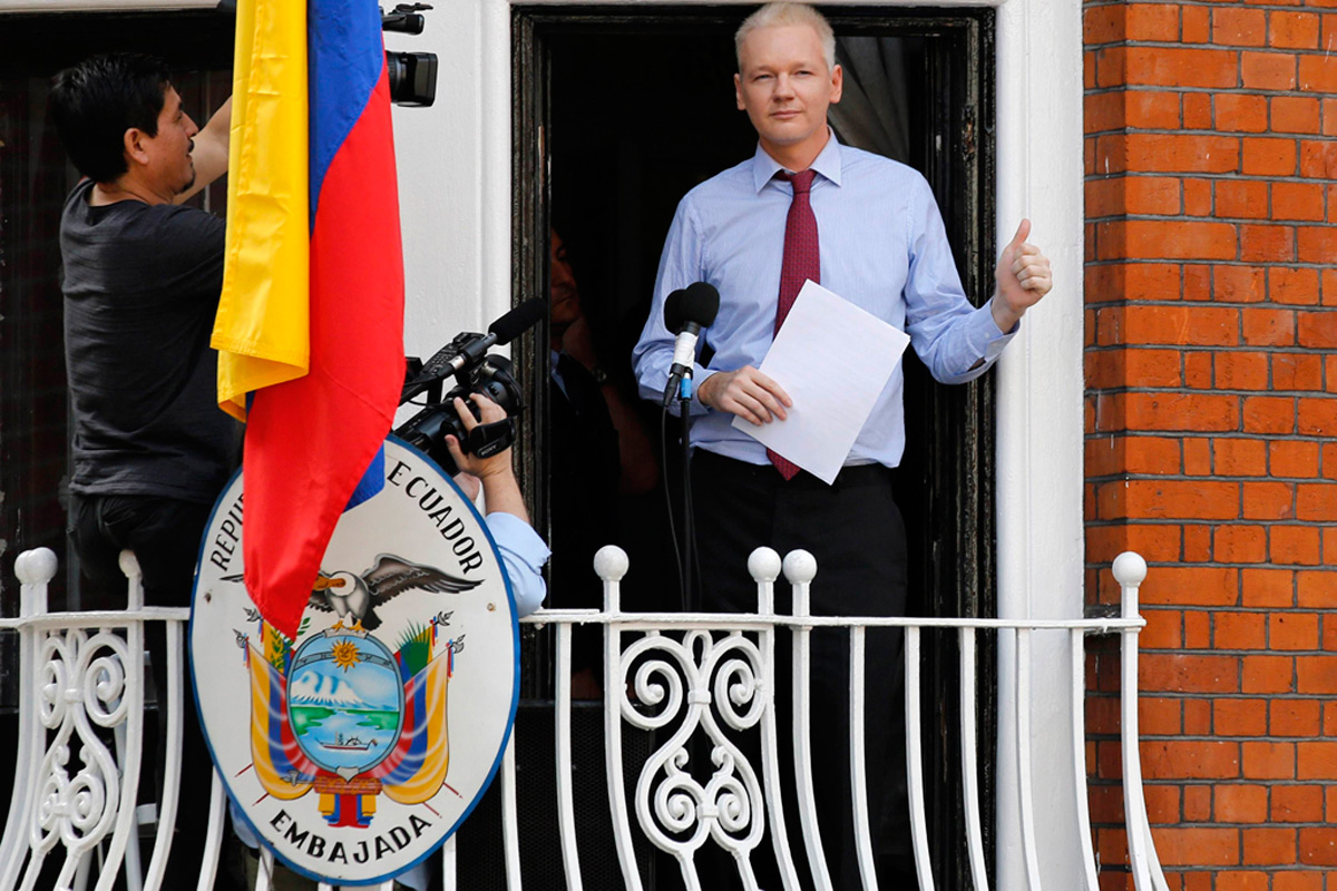 La embajada de Ecuador en Londres está sin policías