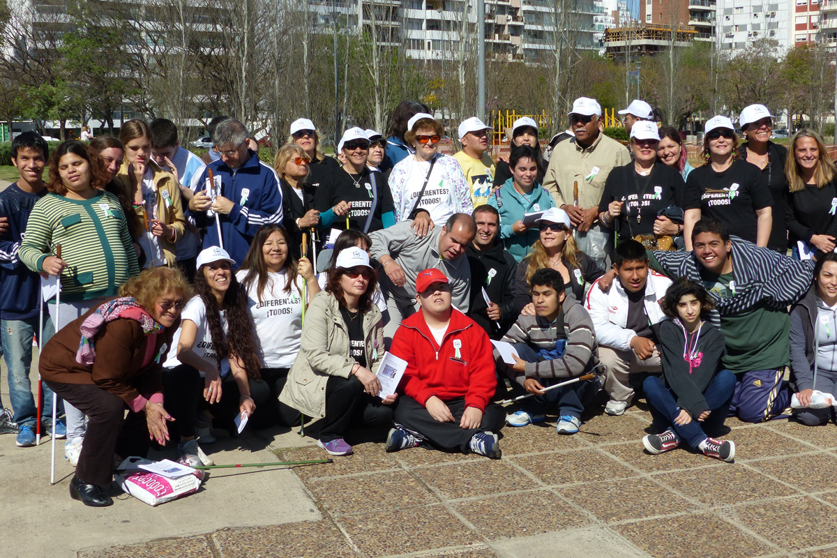 Caminata en el marco del “Día internacional Bastón Blanco”