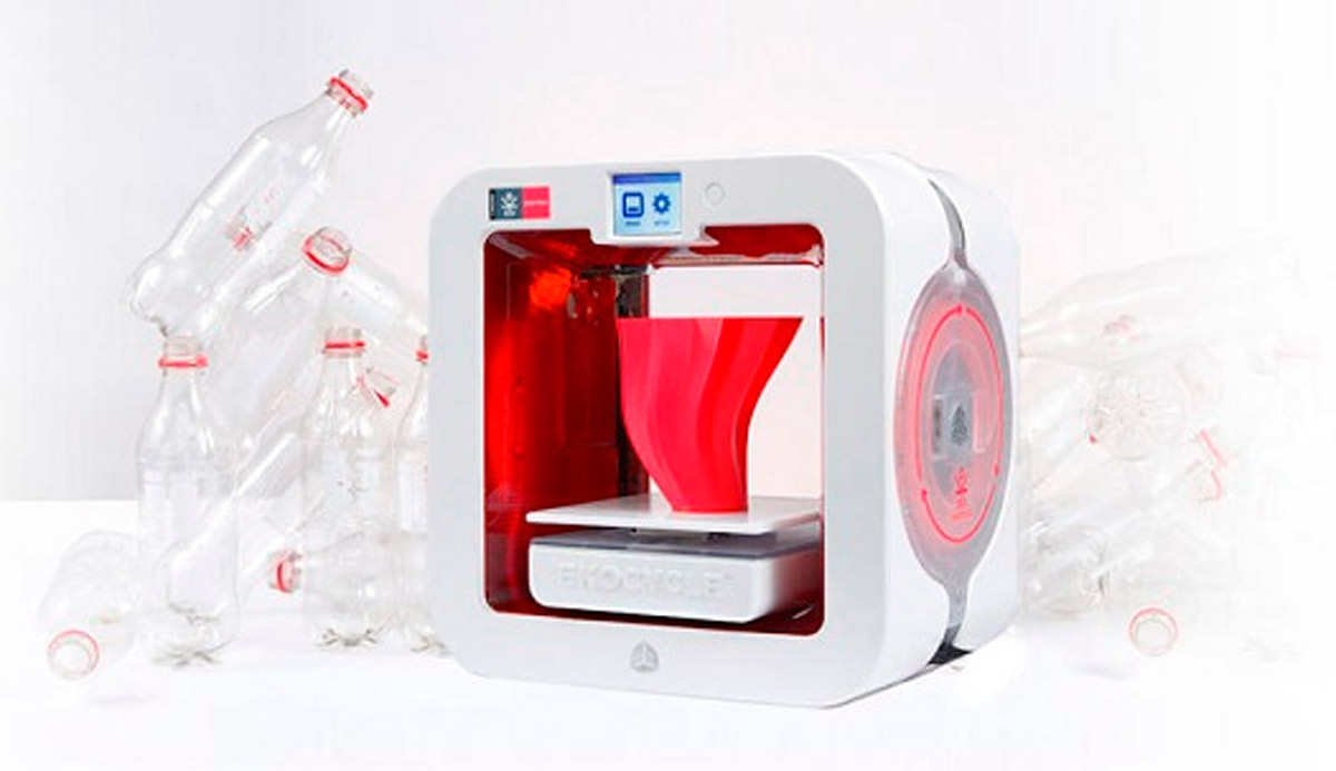 Usarán botellas recicladas para fabricar impresoras 3D