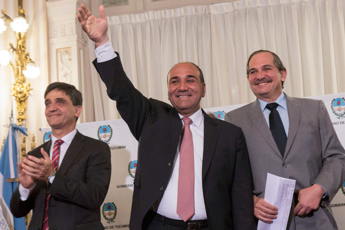 Manzur asumió gobernación y prometió «diálogo político»