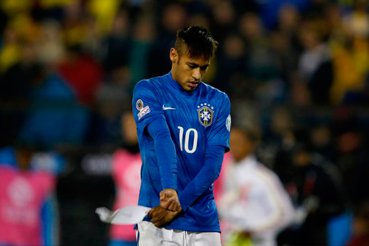 Neymar cumplió su sanción y jugará frente a la Argentina