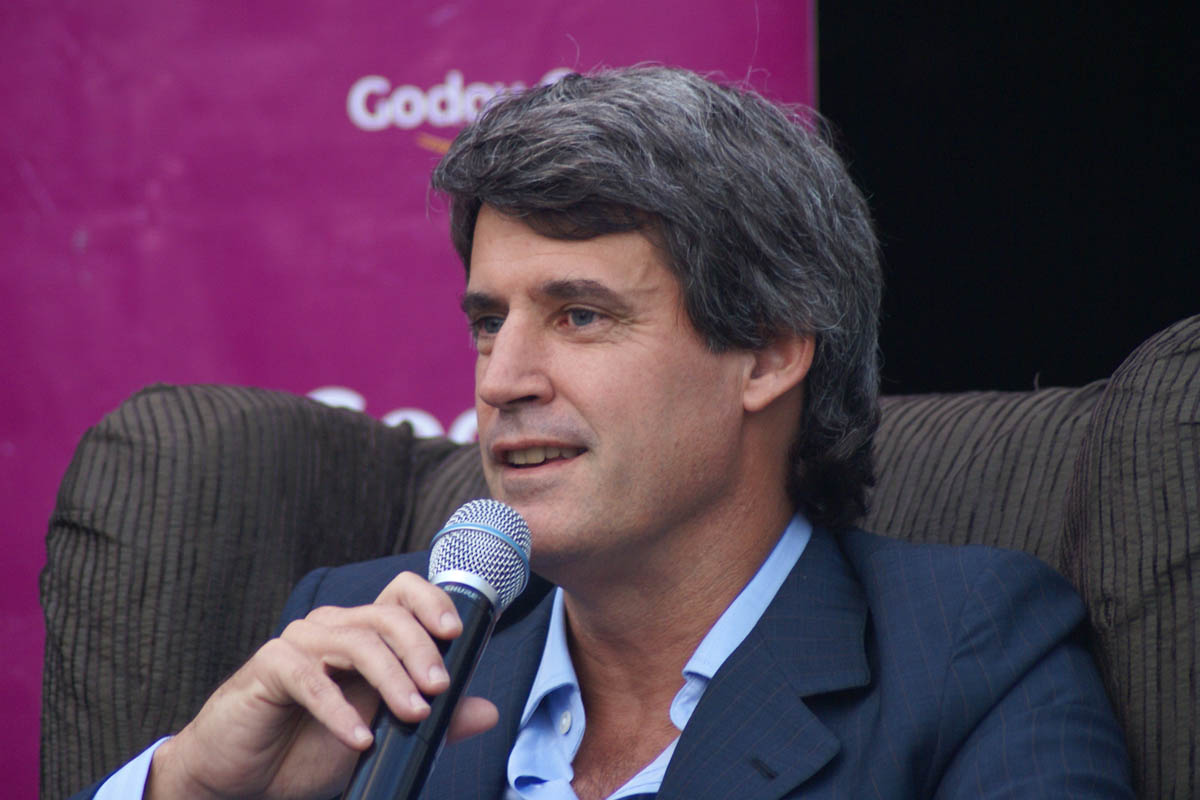 Prat Gay: «El cepo cambiario se libera en un día»