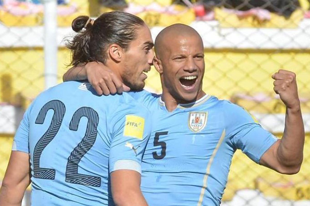 Uruguay inició el camino al mundial con un triunfo