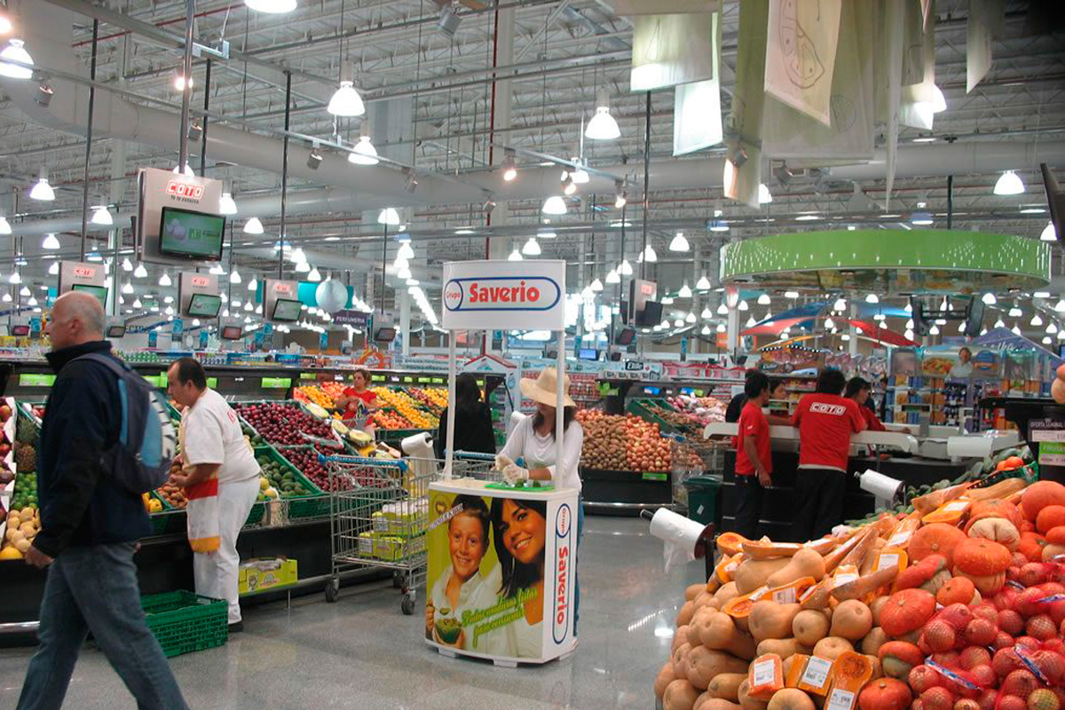 El consumo en shopping creció 7,6% y súper 17,1%, según Indec