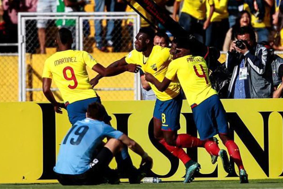 Ecuador venció a Uruguay y es único líder en las Eliminatorias