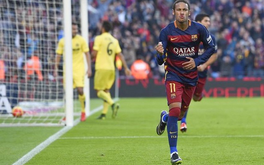 Neymar convirtió dos goles, para el triunfo de Barcelona