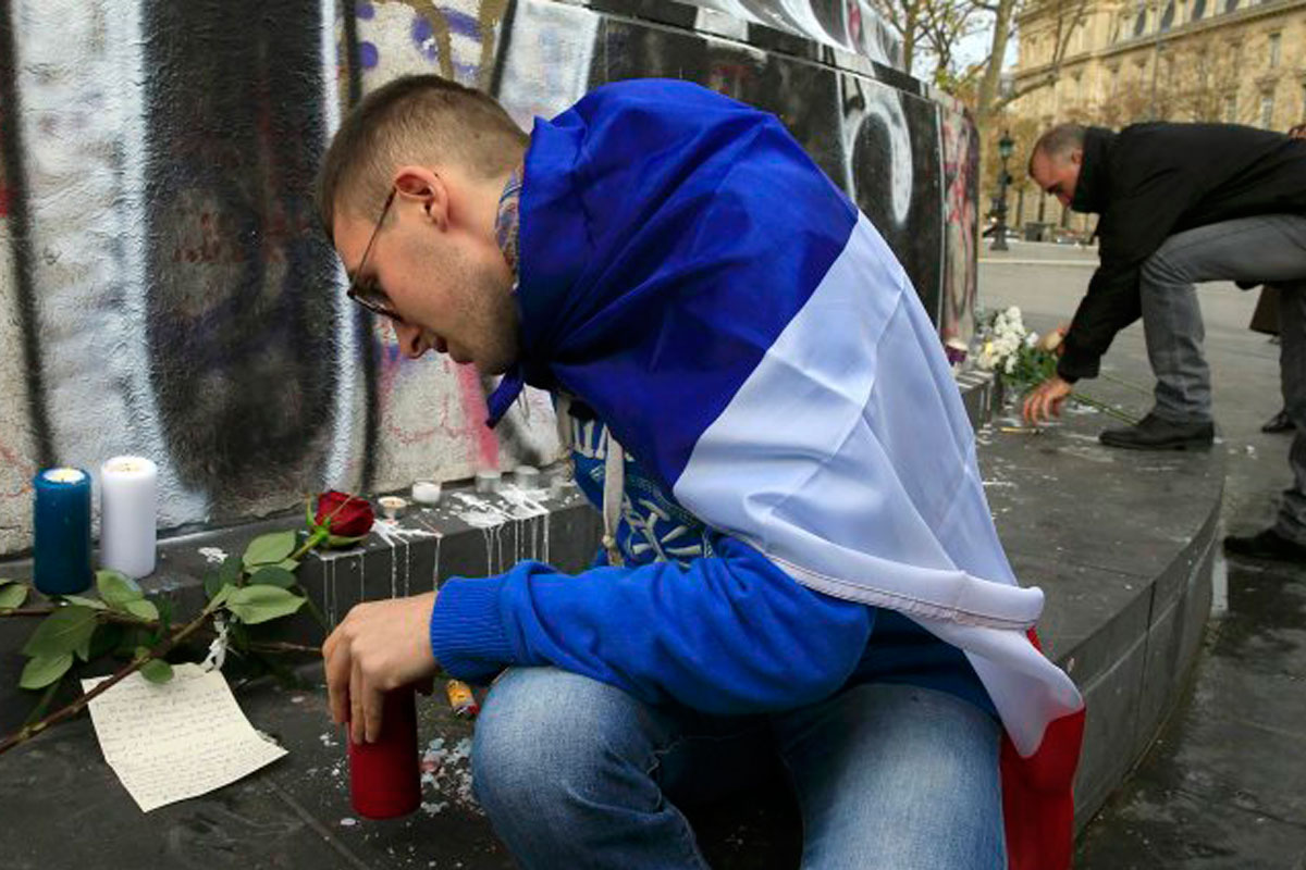 París: el día después del horror en imágenes conmovedoras