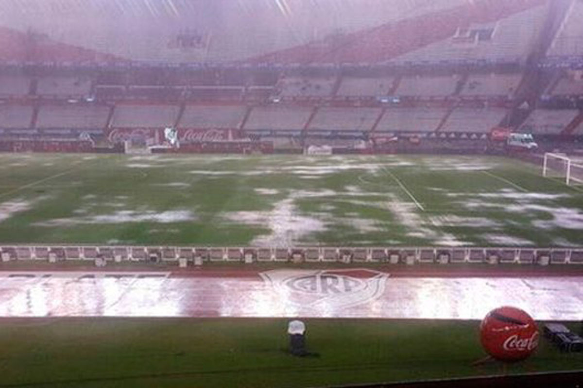 Argentina-Brasil fue suspendido por la lluvia y se jugará mañana