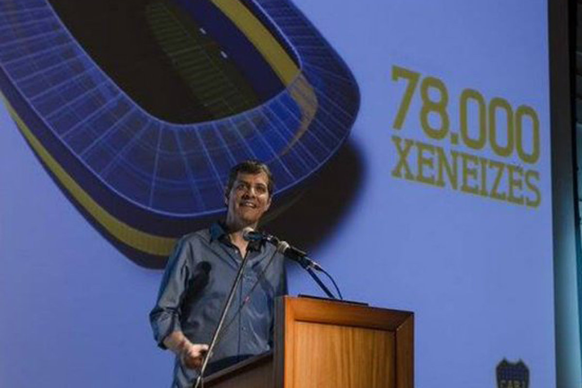 Pergolini presentó un proyecto para ampliar la Bombonera