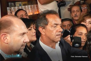 Scioli en El Cairo- con la prensa Salvador